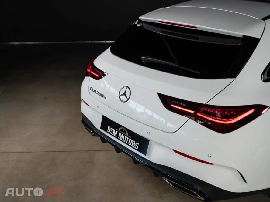 Mercedes-Benz CLA 250 e Shooting Brake AMG Line