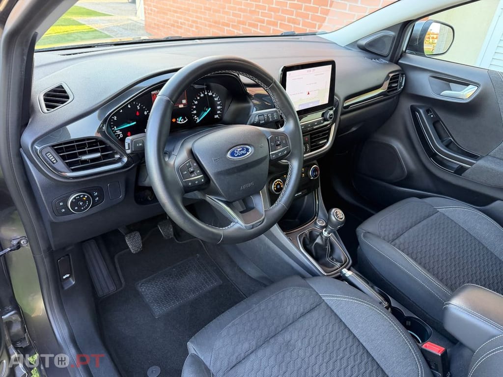 Ford Puma 1.0 EcoBoost MHEV Titanium