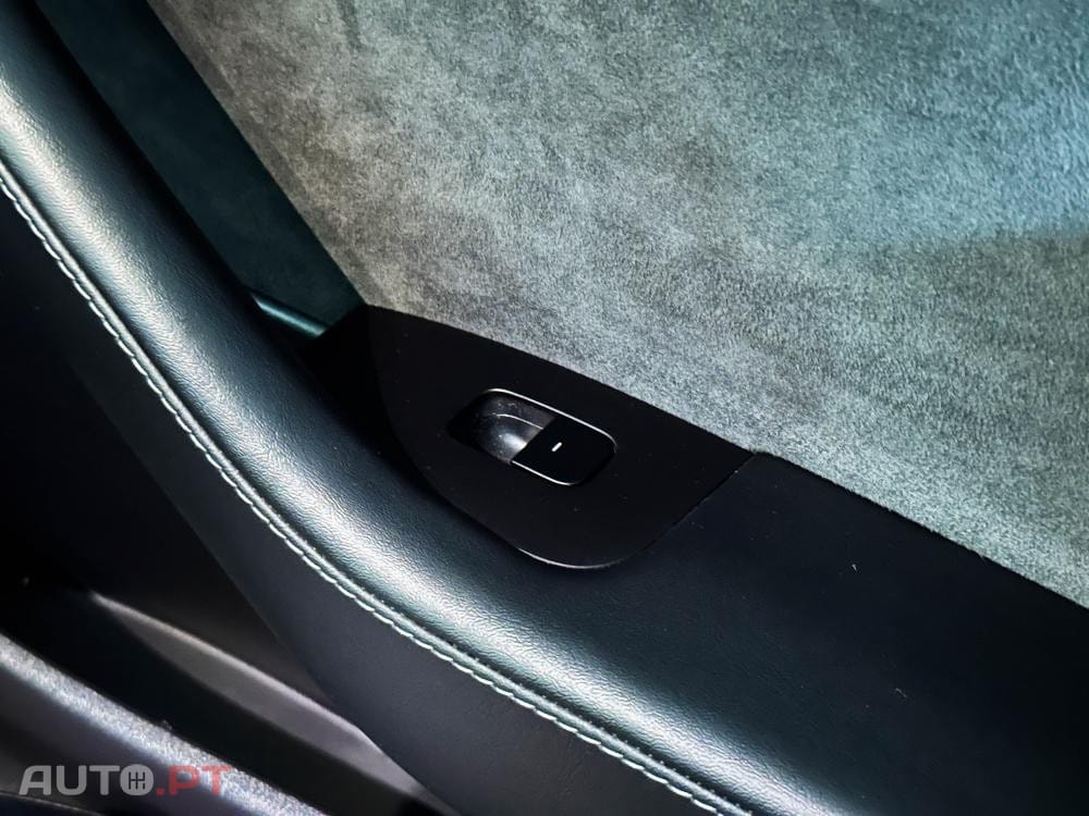 Tesla Model 3 Standard Range Plus RWD