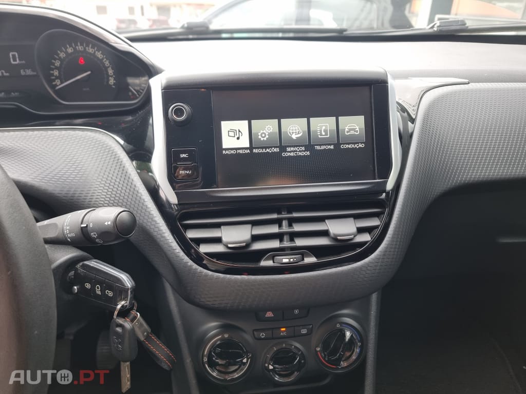 Peugeot 208 1.2 PureTech Style