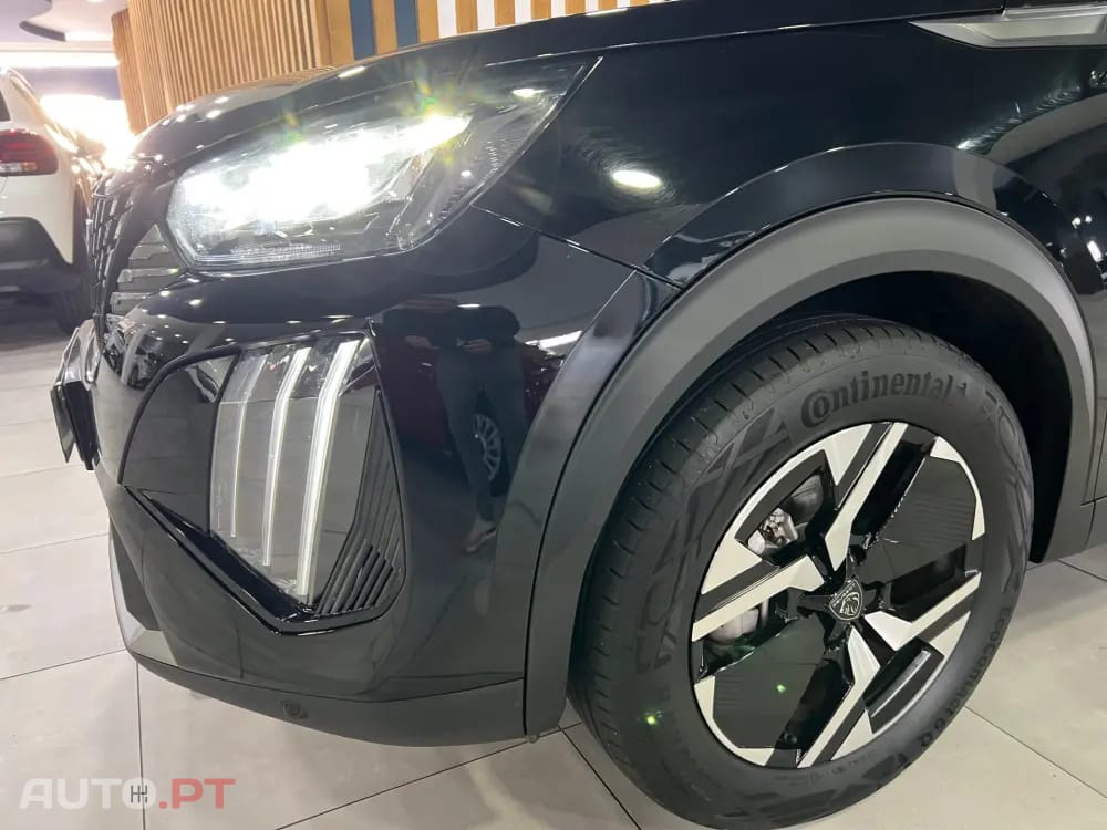 Peugeot 2008 1.2 Hybrid Allure e-DCS6