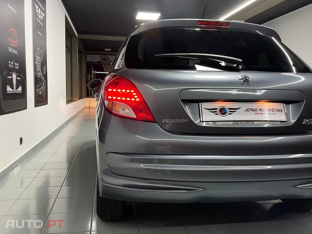 Peugeot 207 1.4 HDi SE Sportium
