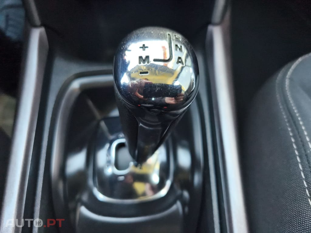 Peugeot 2008 1.6 e-HDi Allure 2-Tronic