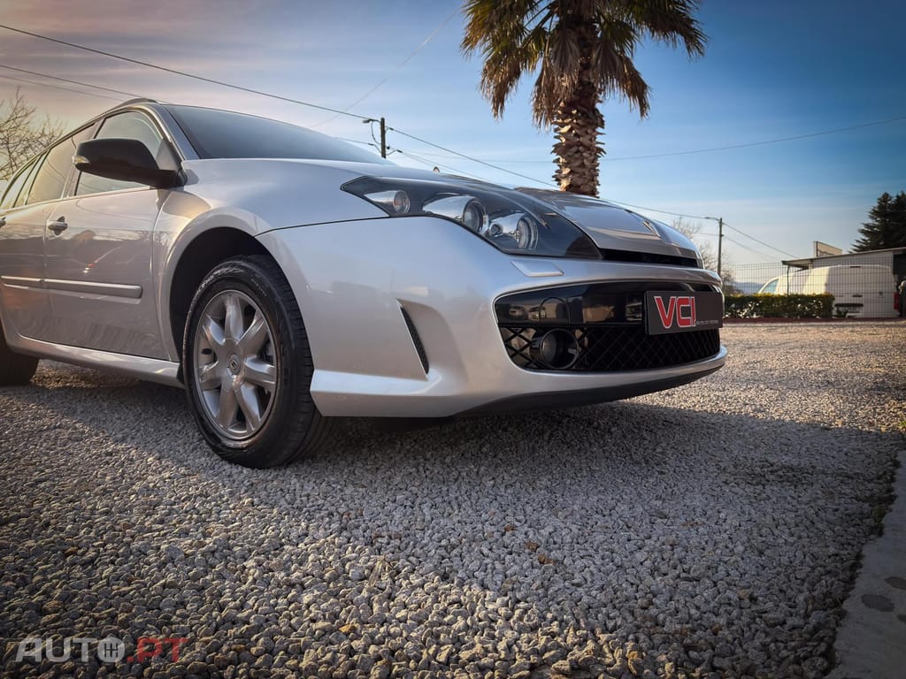 Renault Laguna Break 2.0 DCI 150 CV BLACK EDITION