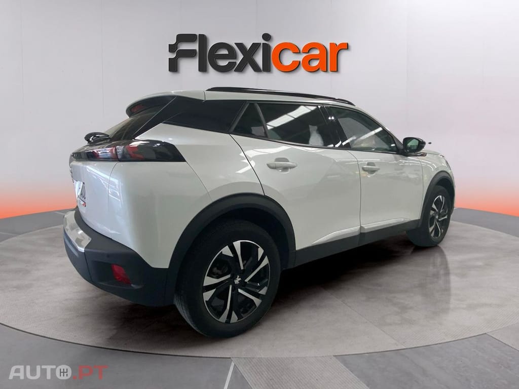 Peugeot E-2008 50 kWh Allure Pack