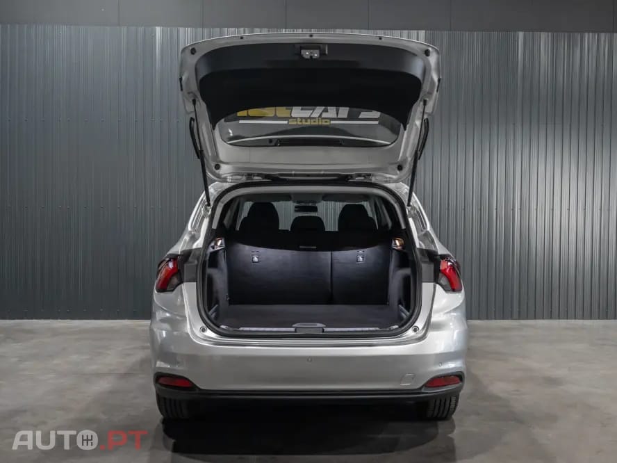 Fiat Tipo 1.3 M-Jet Lounge J17