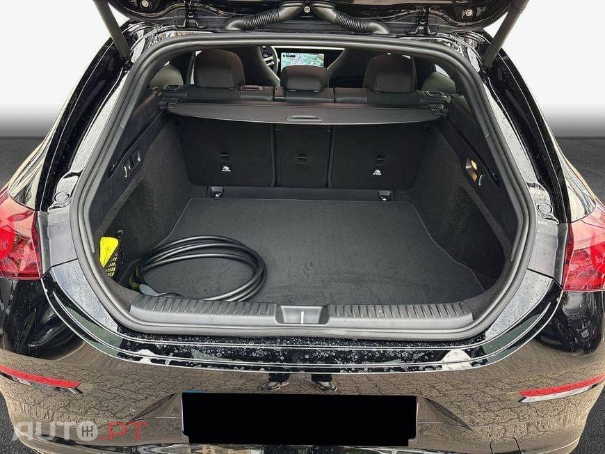 Mercedes-Benz CLA 250 Shooting Brake EQ AMG Line