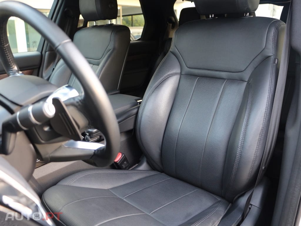 Land Rover Discovery 2.0 SD4 HSE Luxury Auto