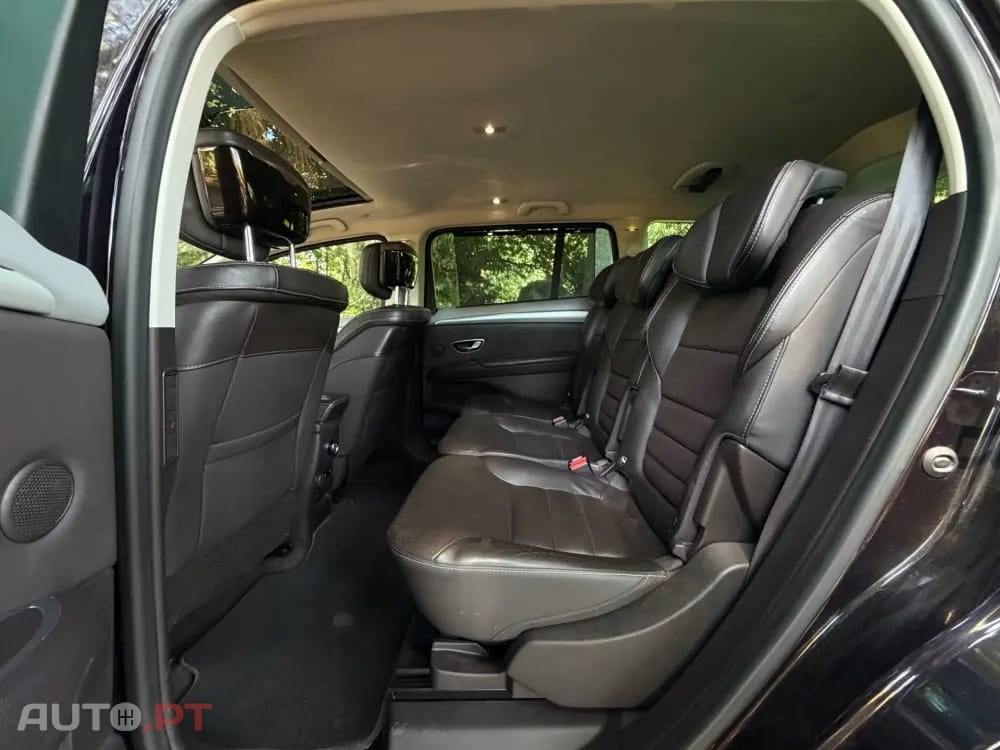 Renault Espace 1.6 dCi Initiale Paris EDC