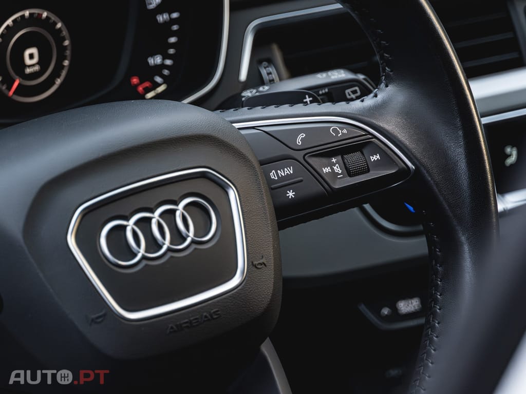 Audi A4 2.0 TDI S-line S tronic