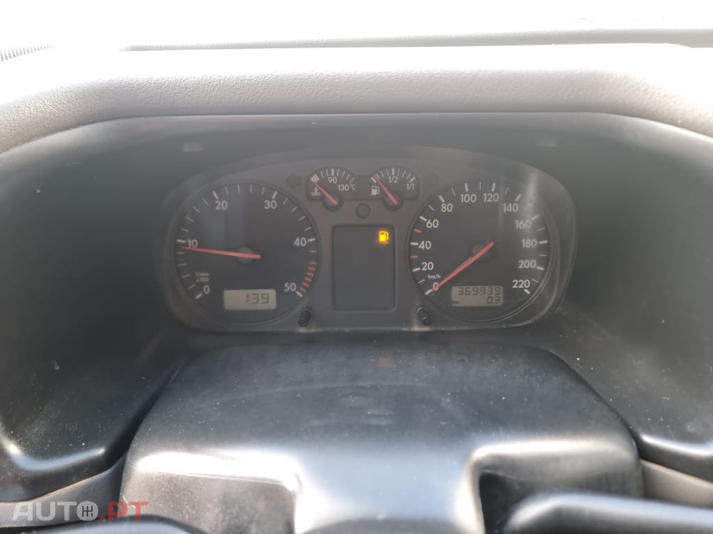 Volkswagen Transporter 2.4 D C. Dupla