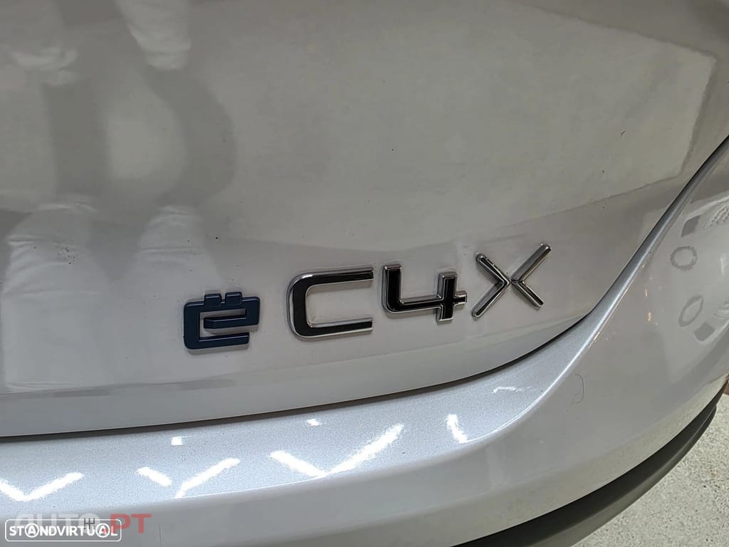 Citroen e-C4 X Shine Pack