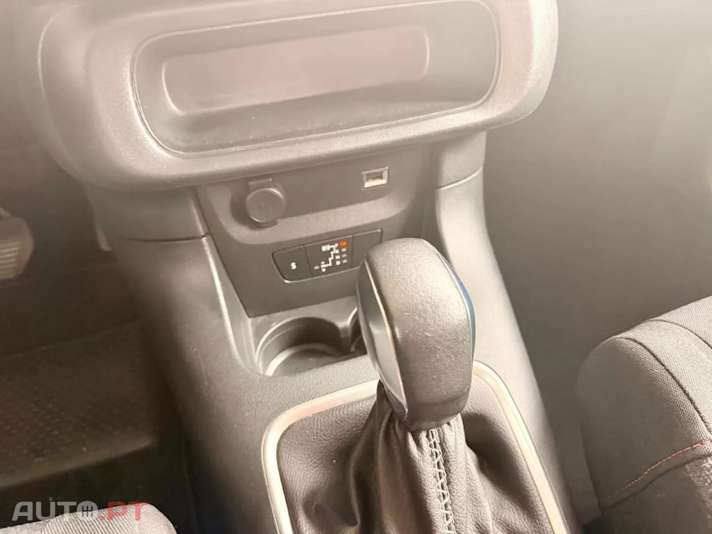 Citroen C3 1.2 PureTech Shine EAT6