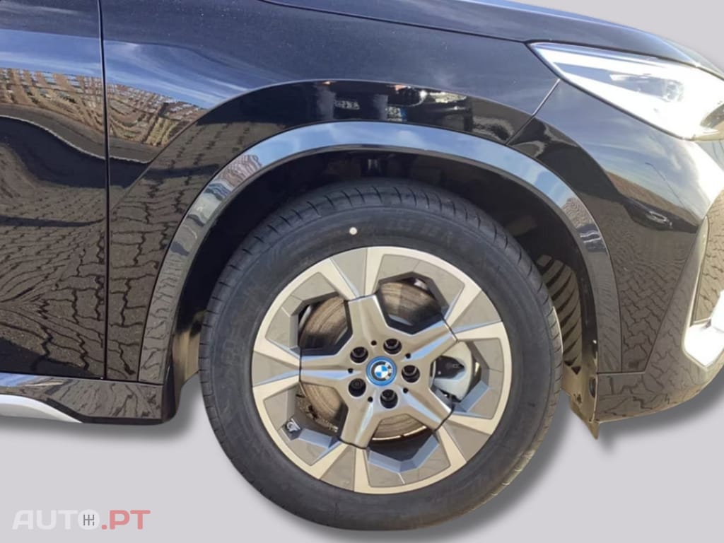 BMW iX1 I.V.A DEDUTÍVEL xDrive30 LED