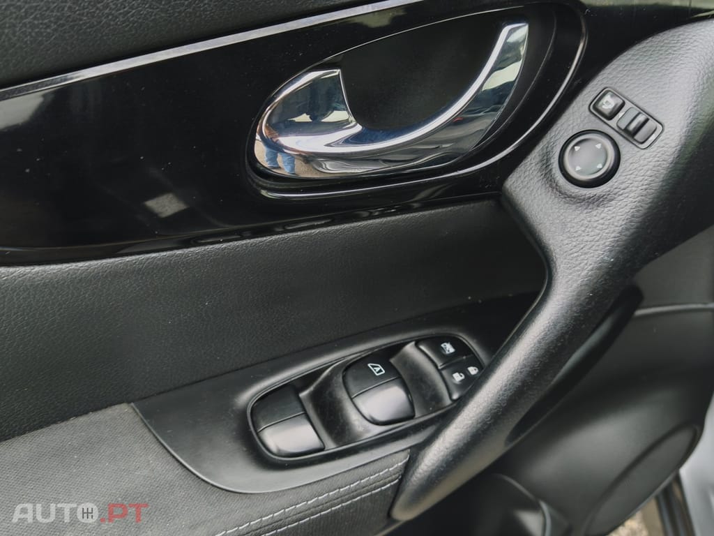 Nissan Qashqai 1.5 dCi N-Connecta