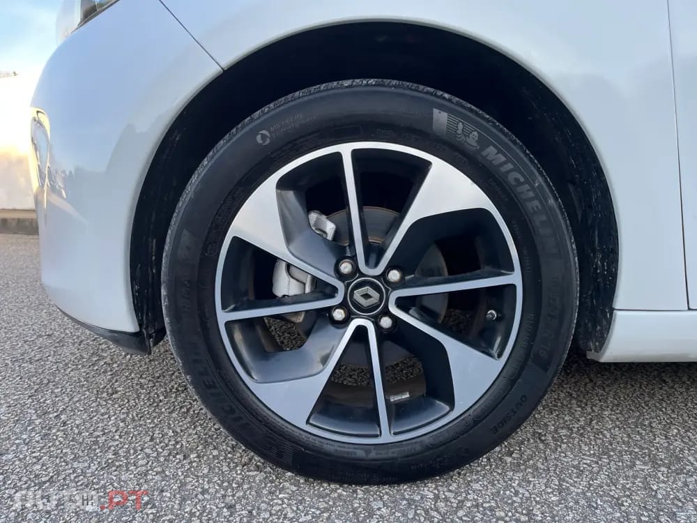 Renault Zoe (c/ Bateria) Z.E. 40 LIFE