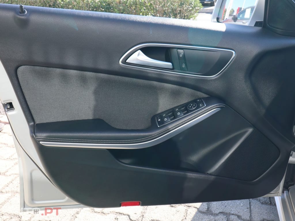Mercedes-Benz A 180 CDI (BlueEFFICIENCY) Style