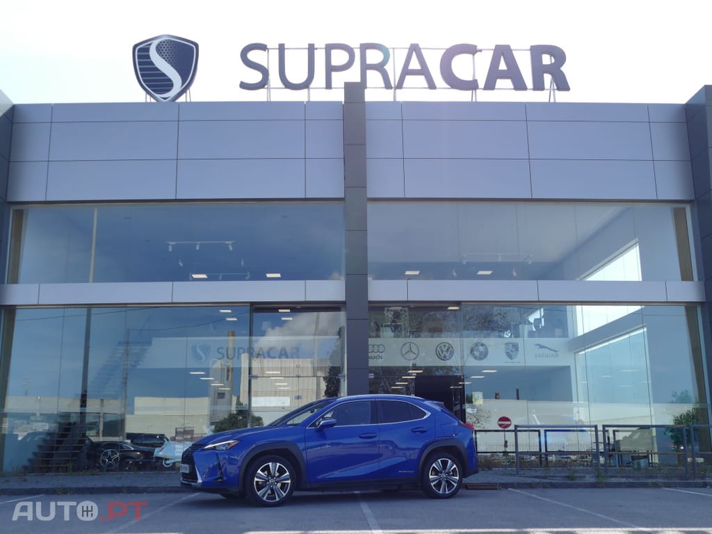 Lexus UX Luxury+TAE+JLL18