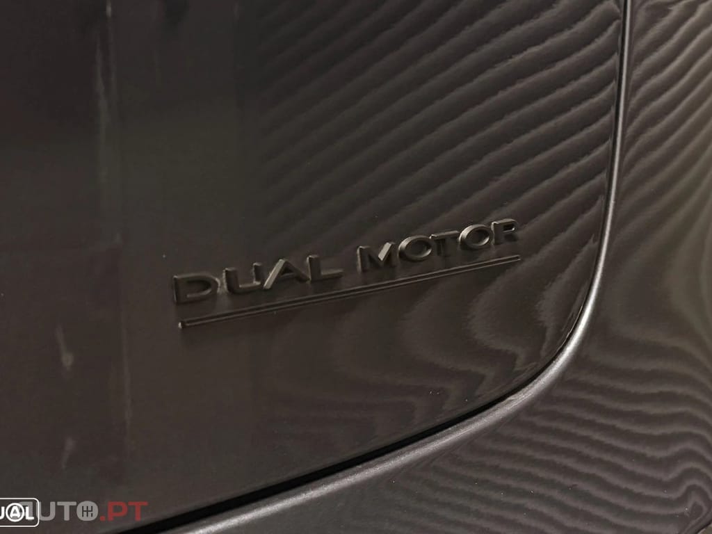 Tesla Model 3 Long Range Tração Integral
