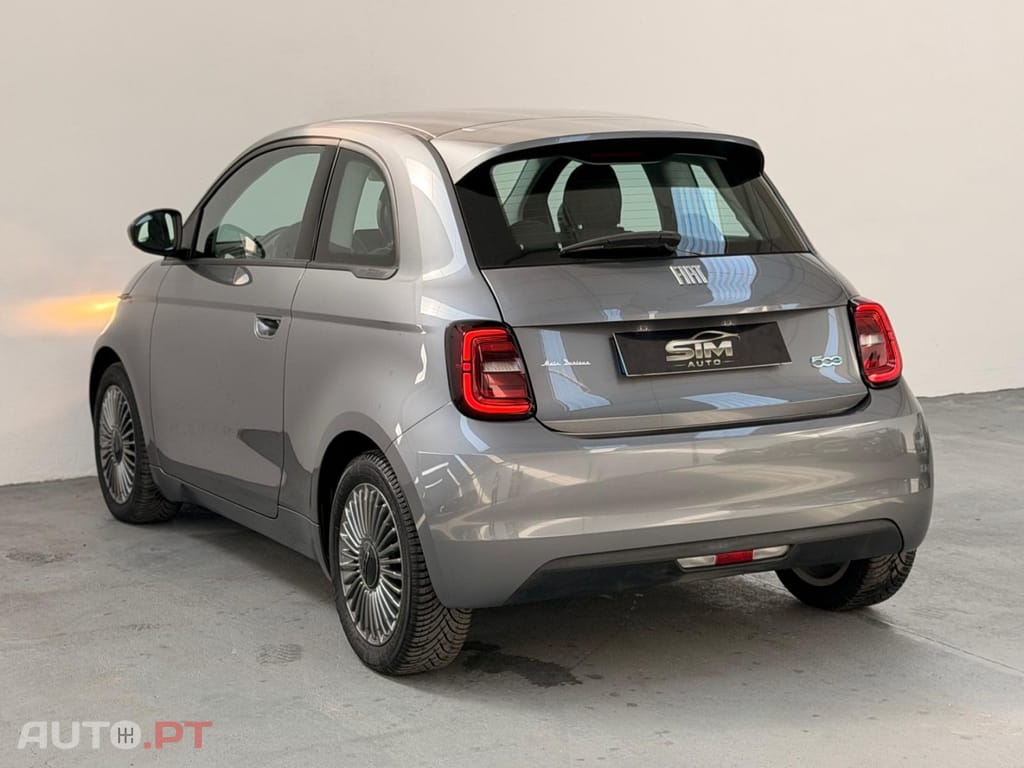 Fiat 500e 42 kWh Icon