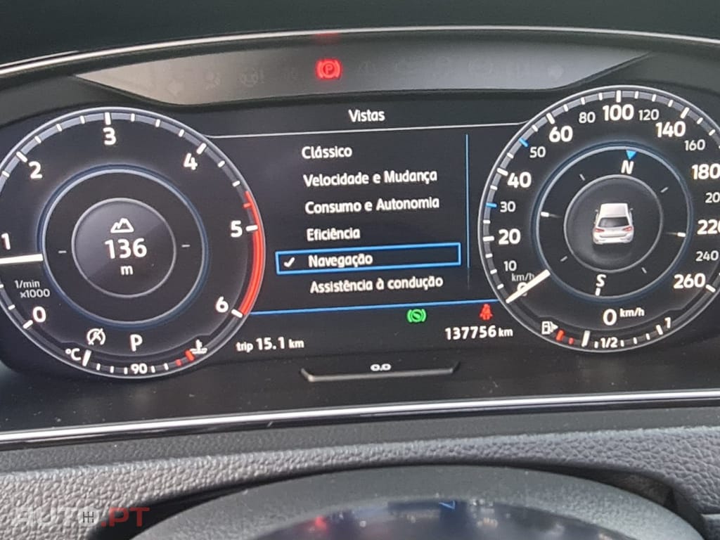 Volkswagen Golf 1.6 TDI R-Line DSG