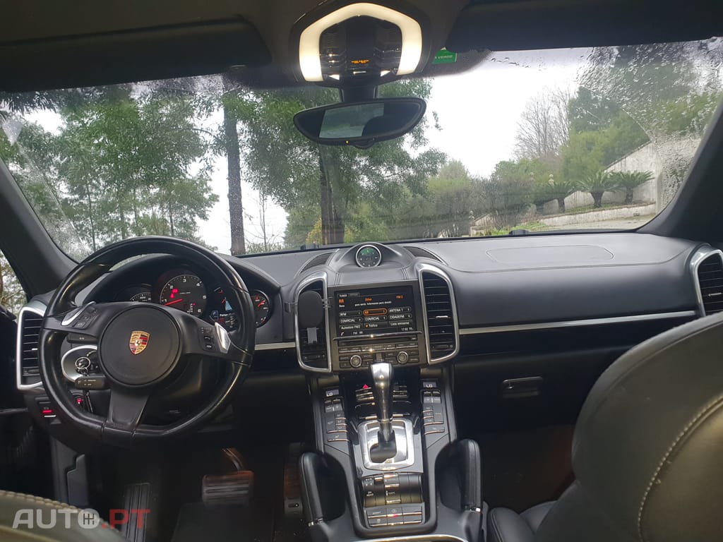 Porsche Cayenne II platinum edition 3.0 gasóleo