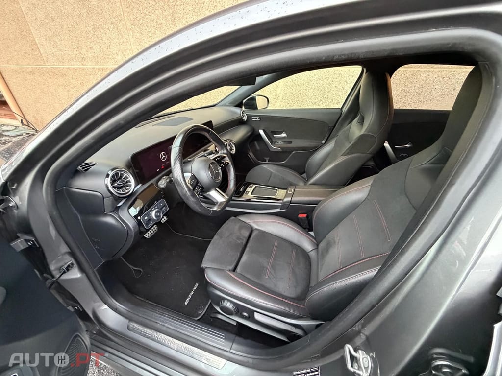 Mercedes-Benz A 250 e AMG Line