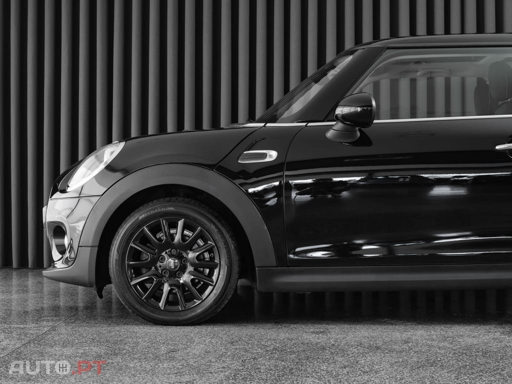 MINI Cooper Cooper D