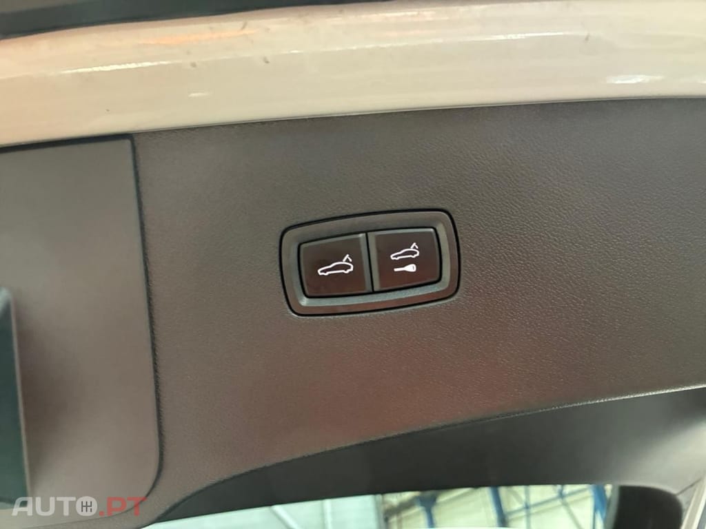 Porsche Cayenne E-Hybrid Triptronic V6