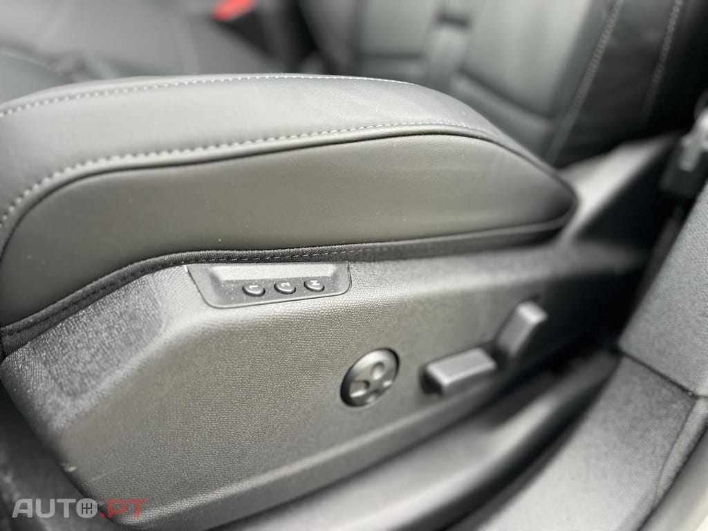 DS DS7 E-Tense Etoile EAT8