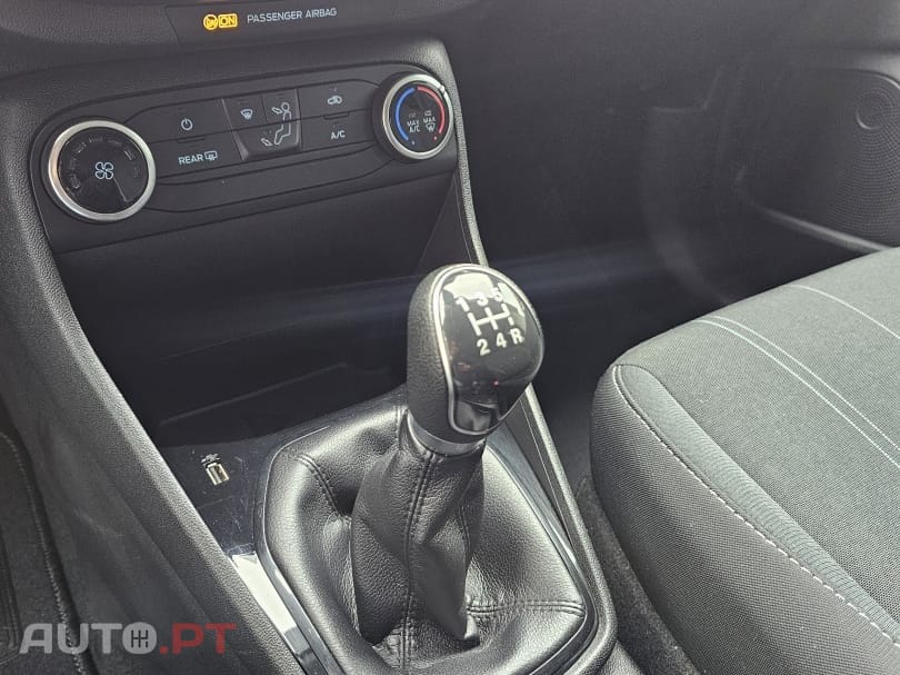 Ford Fiesta 1.1 Ti-VCT Business