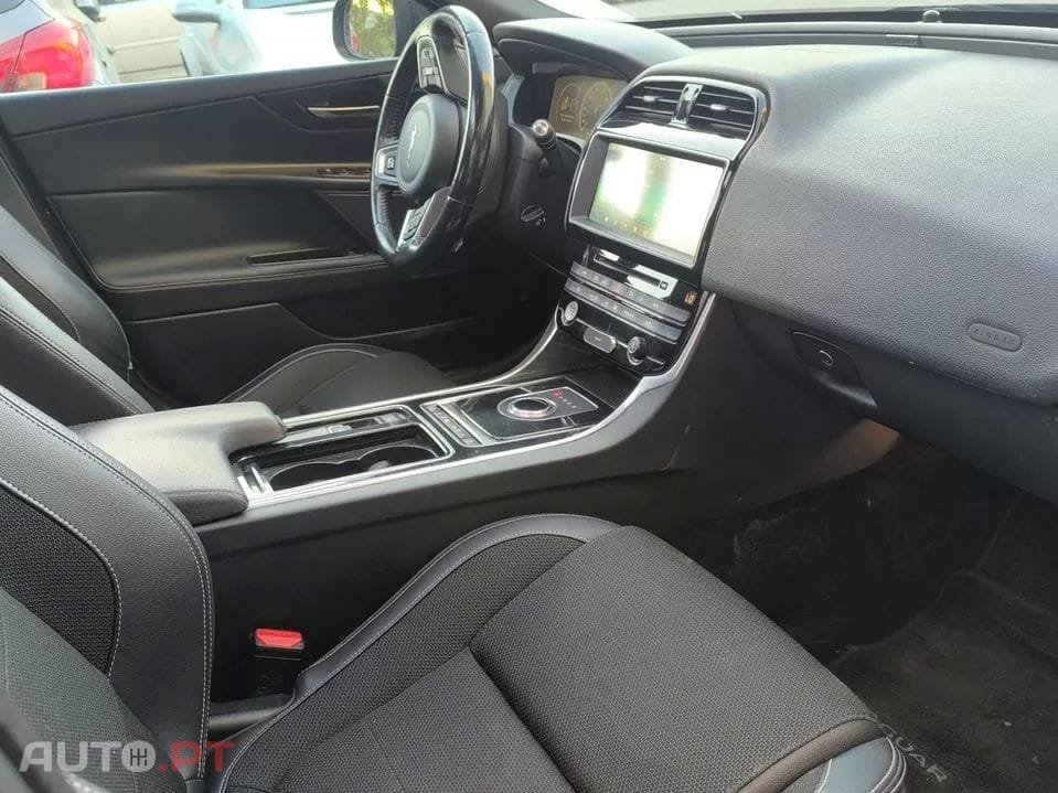 Jaguar XE  20d Aut R  Sport Ingenium Edition