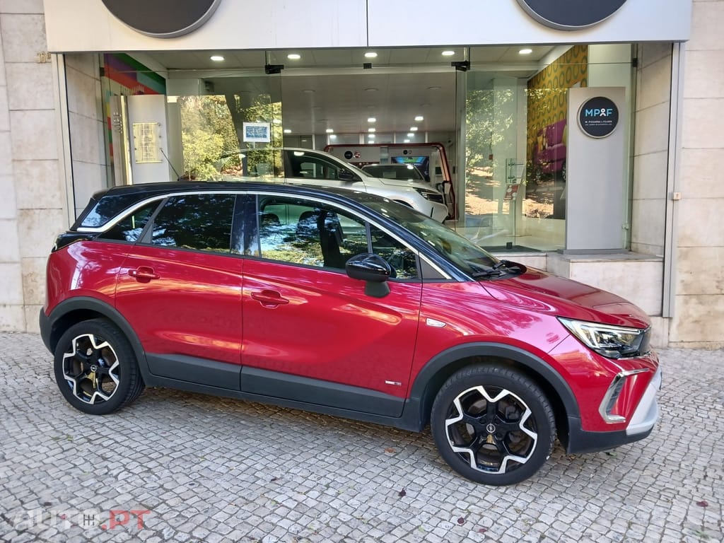 Opel Crossland 1.2 T Design & Tech