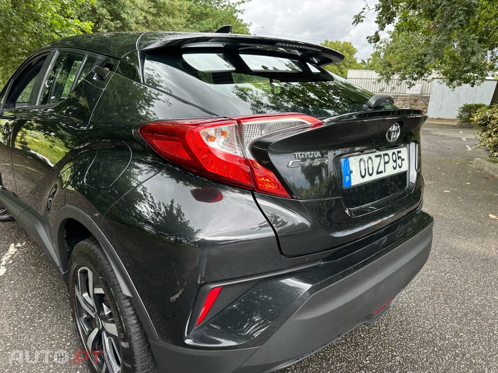 Toyota C-HR 1.2T Comfort