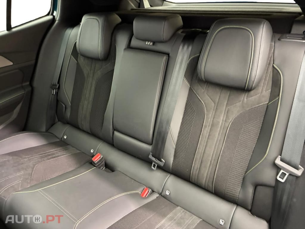 Peugeot 408 1.6 Hybrid GT e-EAT8