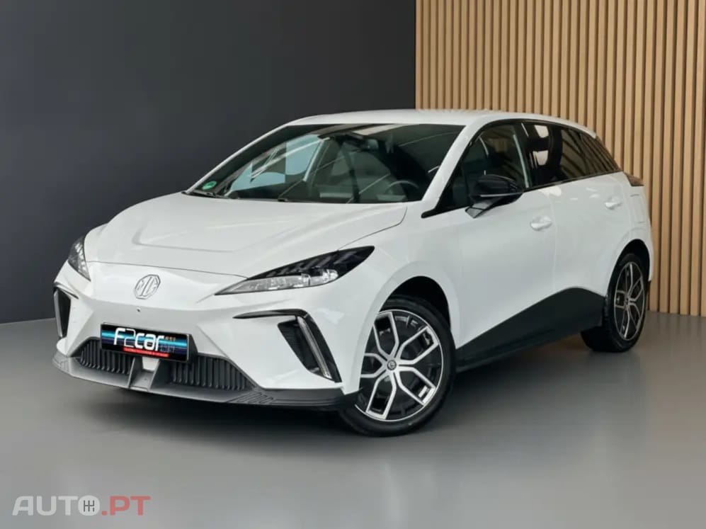 MG MG4 64 kWh Luxury