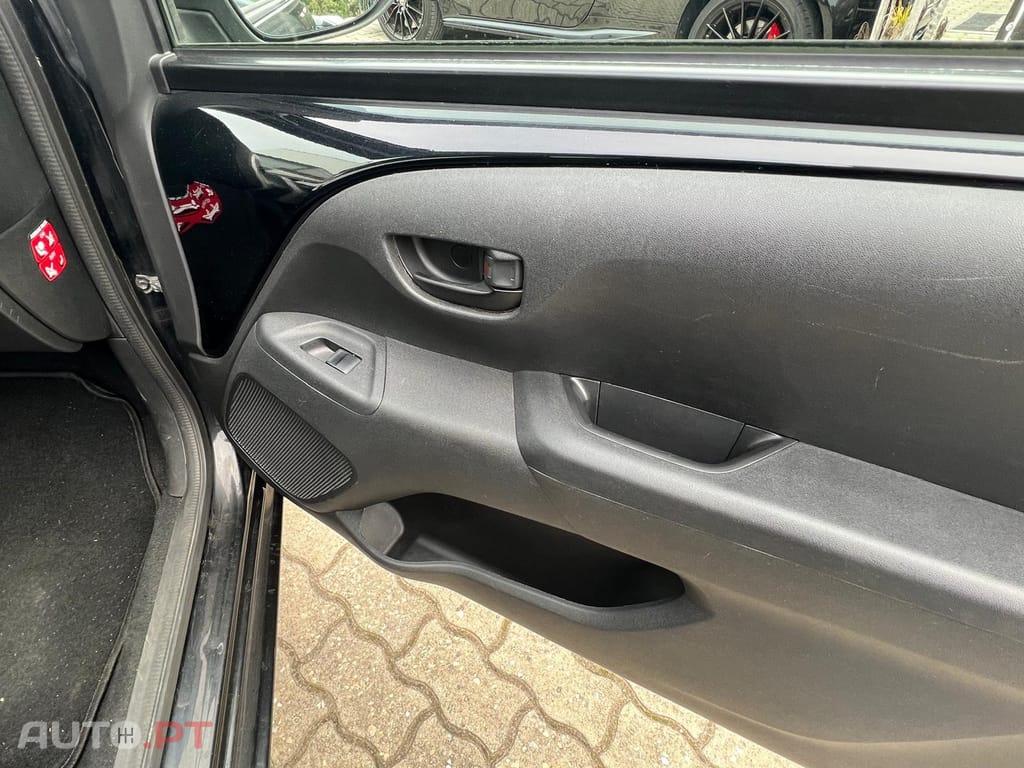 Peugeot 108 Top! 1.0 VTi Active