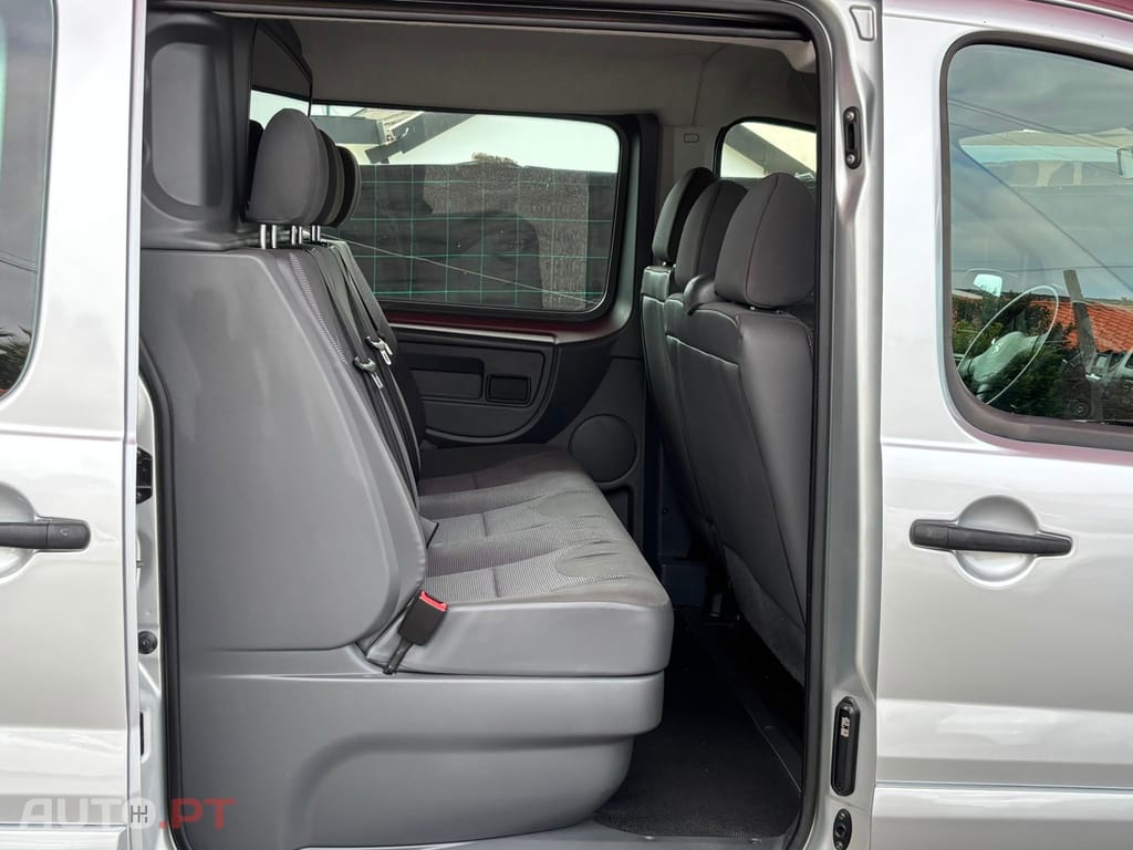 Peugeot Expert 2.0 HDi 229 L2H2