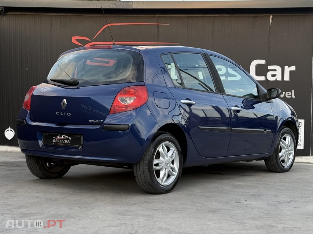 Renault Clio 1.2 16V Confort