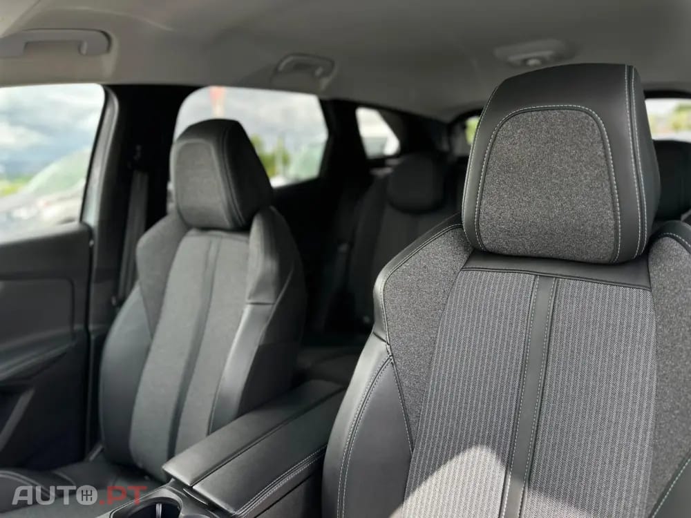 Peugeot 3008 1.5 BlueHDi Allure EAT8