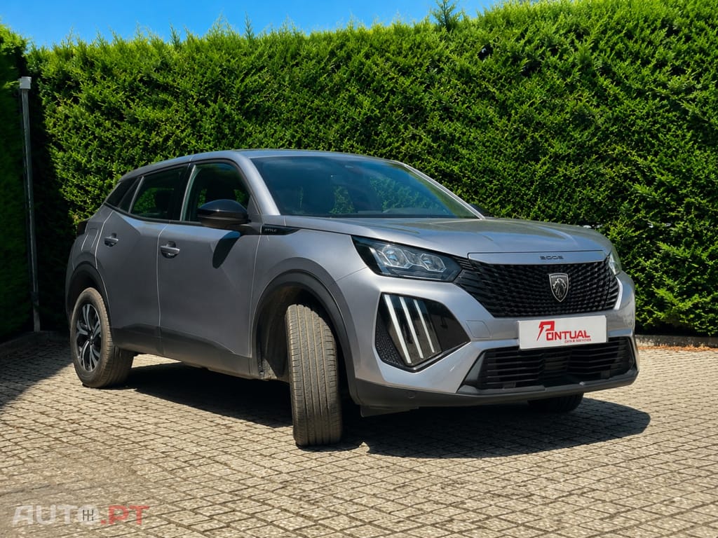 Peugeot 2008 1.2 PureTech Style