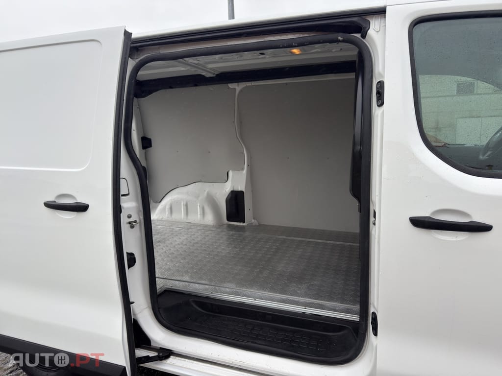 Citroen e-Jumpy 75 kWh M Club