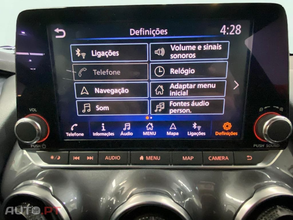 Nissan Juke 1.0 DIG-T N-Connecta DCT