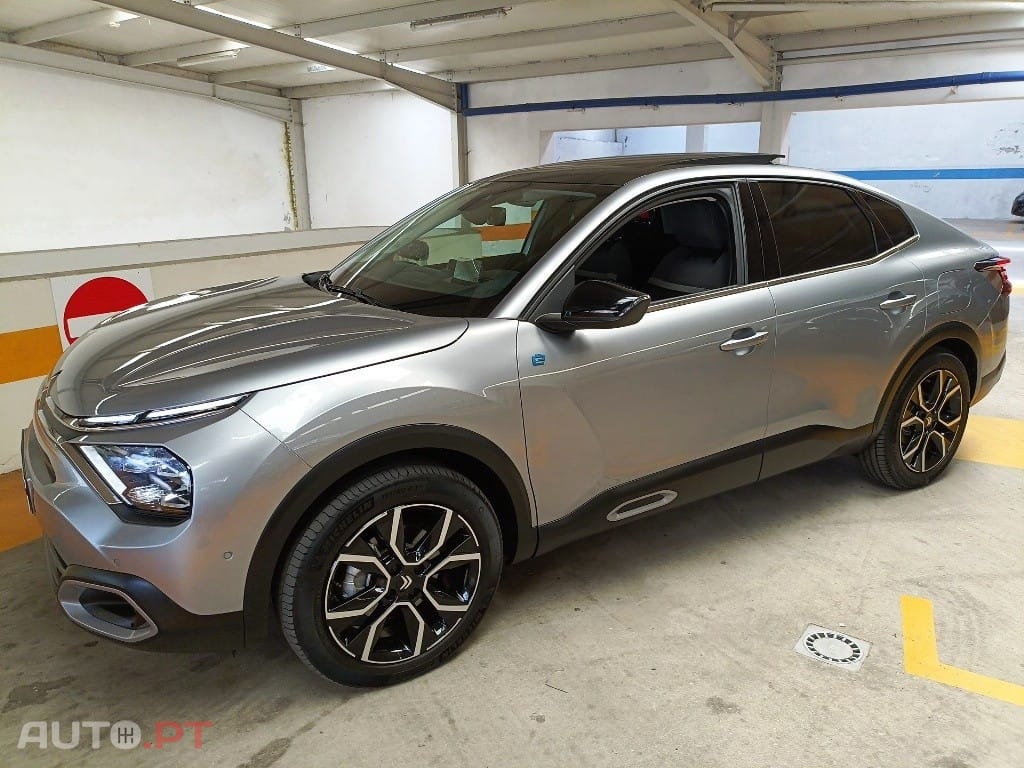 Citroen e-C4 X 50 kWh Shine Pack