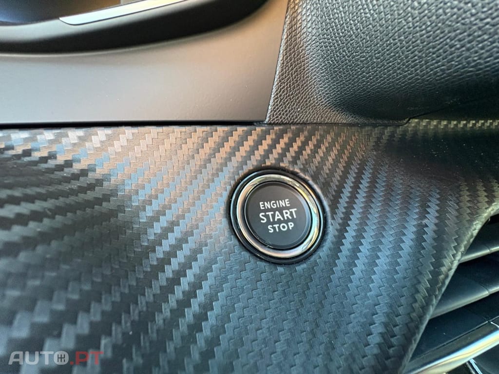 Peugeot 2008 1.2 PureTech Allure Pack