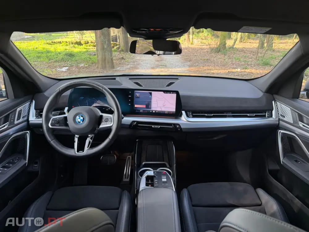 BMW iX2 xDrive30 Pack Desportivo M Pro