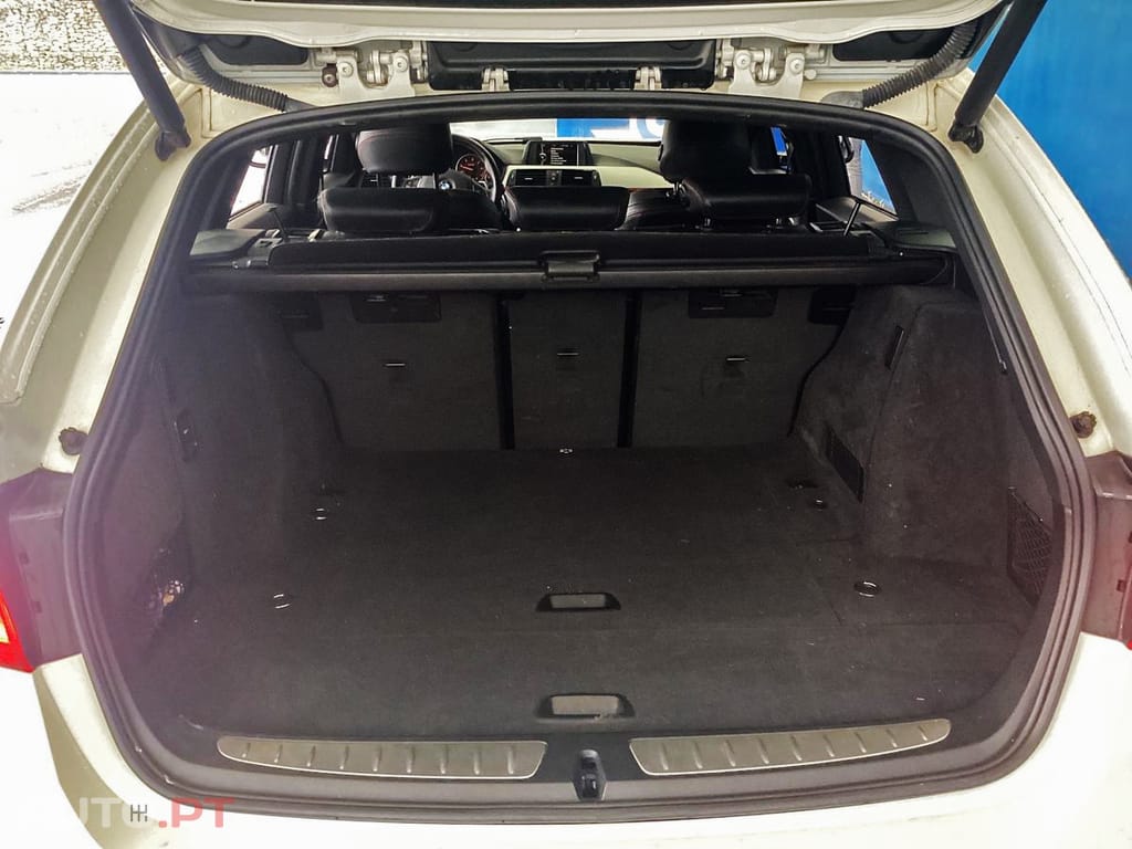 BMW 320 d Touring Auto