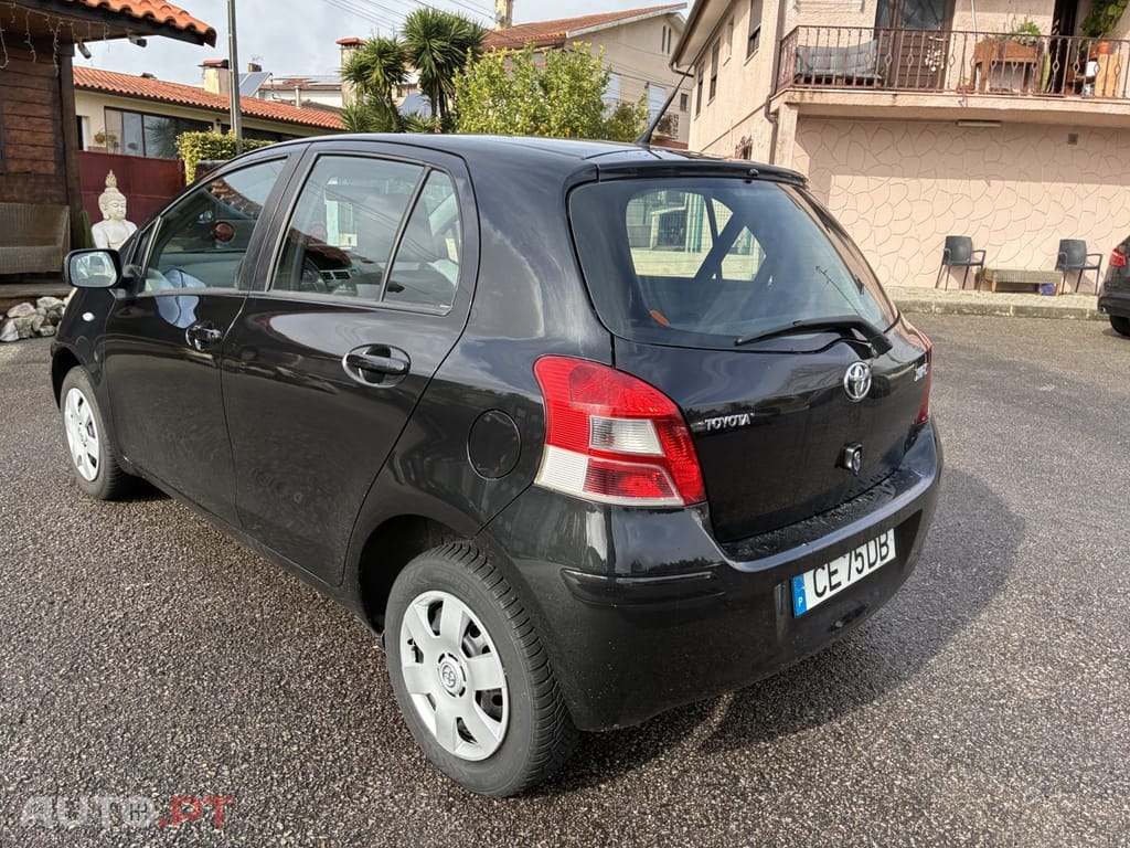 Toyota Yaris 1.0 VVT-i