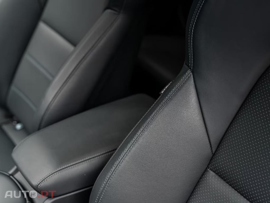 Porsche Macan I.V.A DEDUTIVEL Turbo