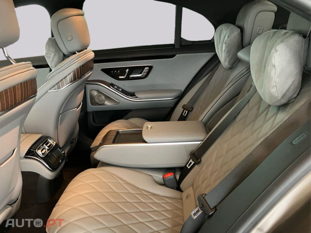 Mercedes-Benz S 580 I.V.A DEDUTÍVEL e 4M AMG
